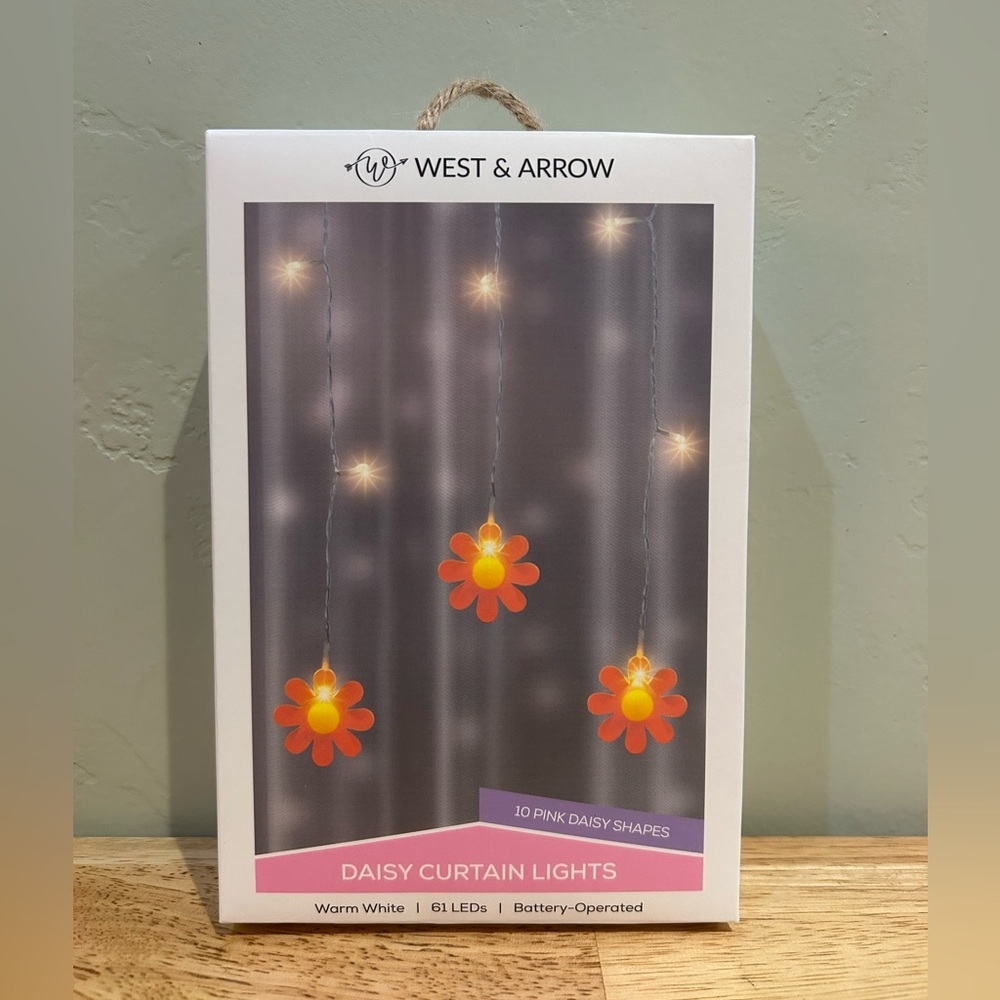 West & Arrow Pink Daisy Curtain Lights Warm White LEDs. Brand New In Box.
